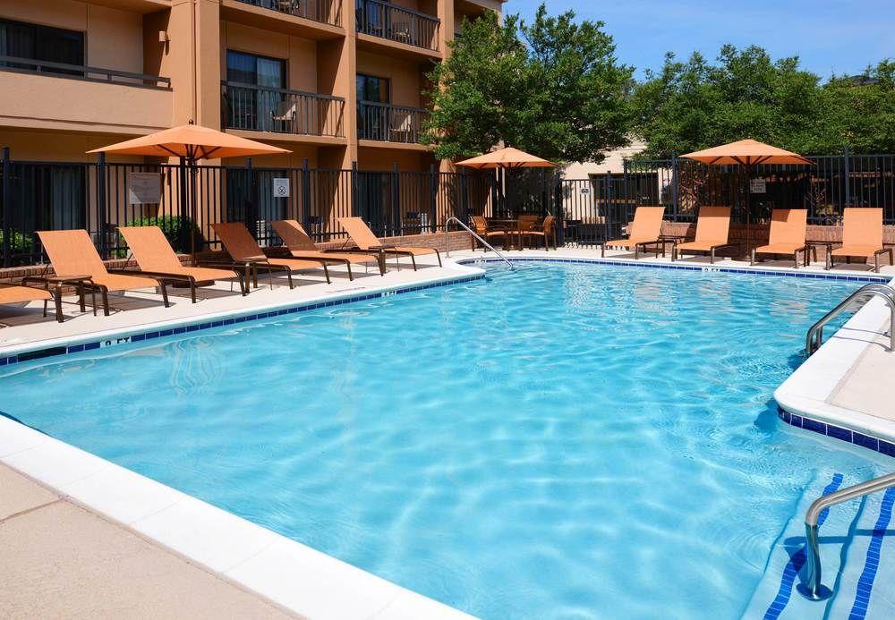 Courtyard By Marriott Dallas Richardson At Spring Valley Экстерьер фото