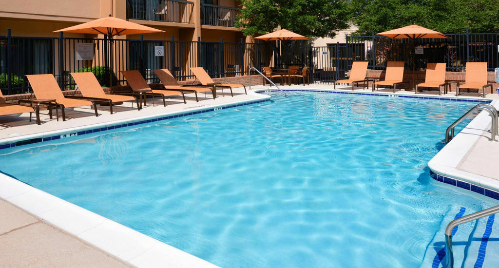 Courtyard By Marriott Dallas Richardson At Spring Valley Экстерьер фото